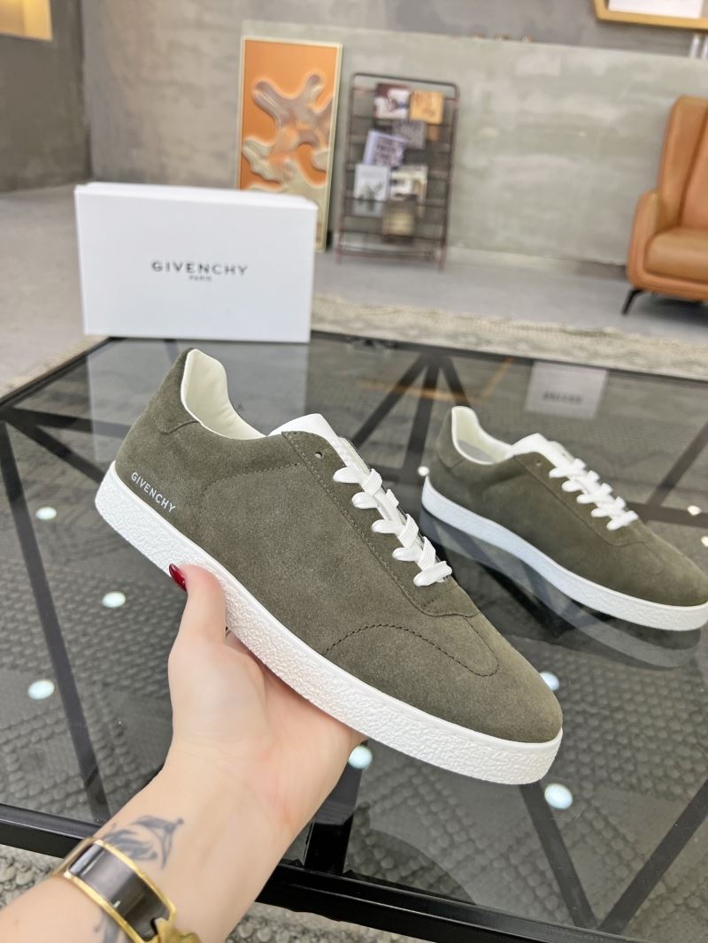 Givenchy Sneakers